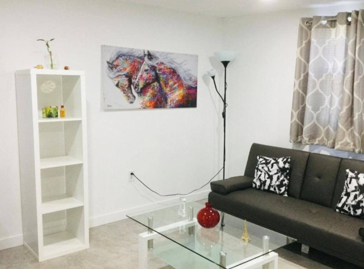 Homestay New Private Magic Of Miami, Gated Parking *