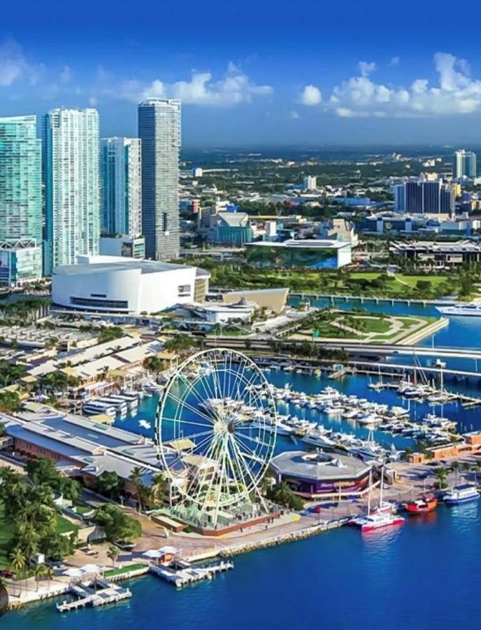 Homestay New Private Magic Of Miami, Gated Parking Miami
