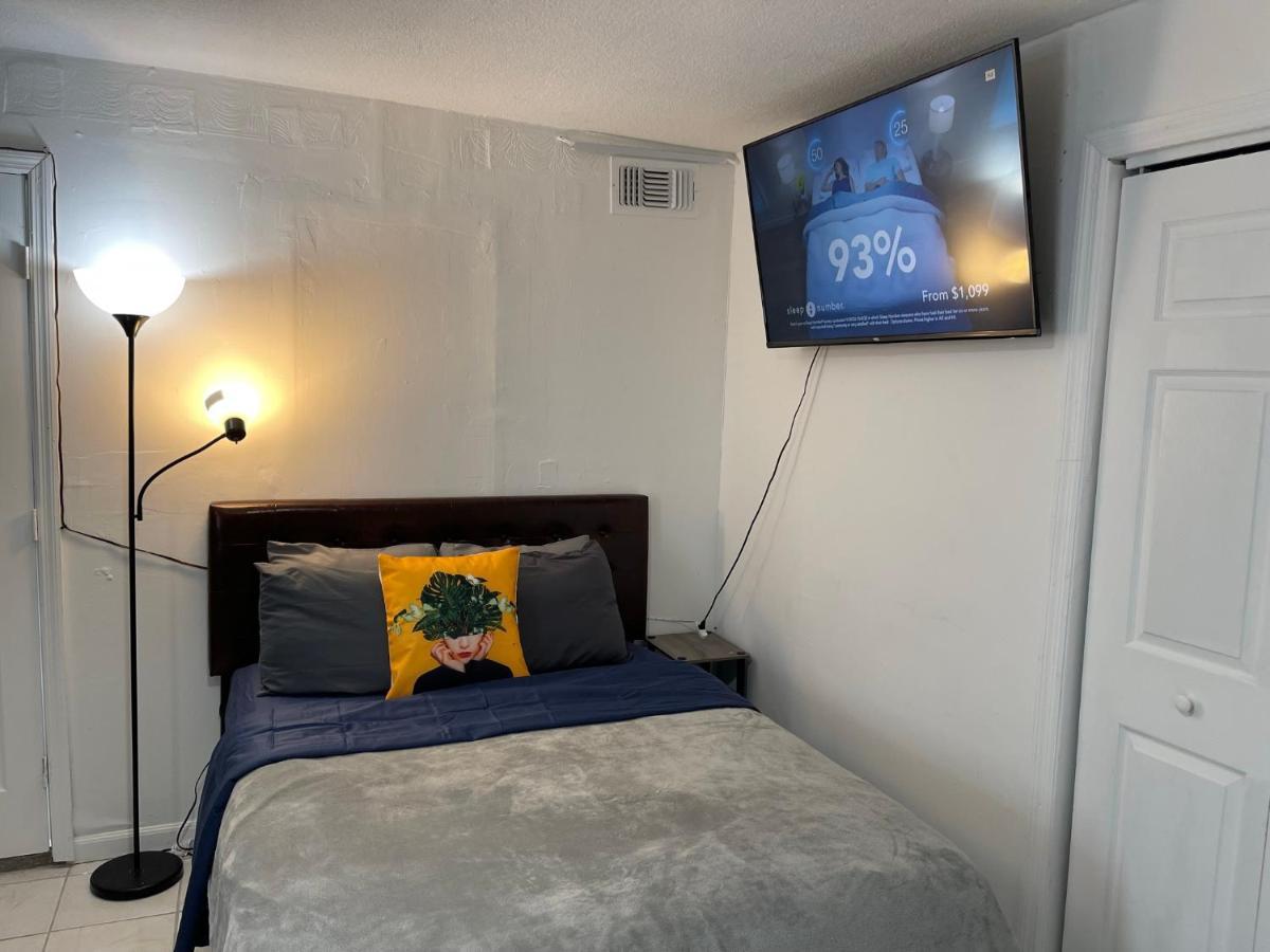 Homestay Value Inside Miami, Near Airport, Beach, Center & Metro Miami