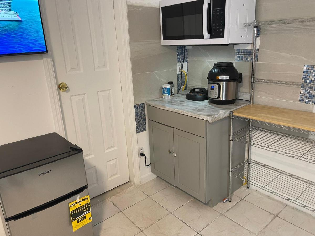 Value Inside Miami, Near Airport, Beach, Center & Metro Homestay Miami