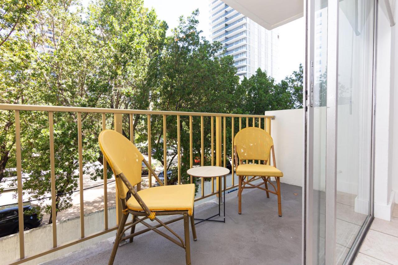 One Bedroom - With Parking & Balcony - Heart Of Wynwood Apartment