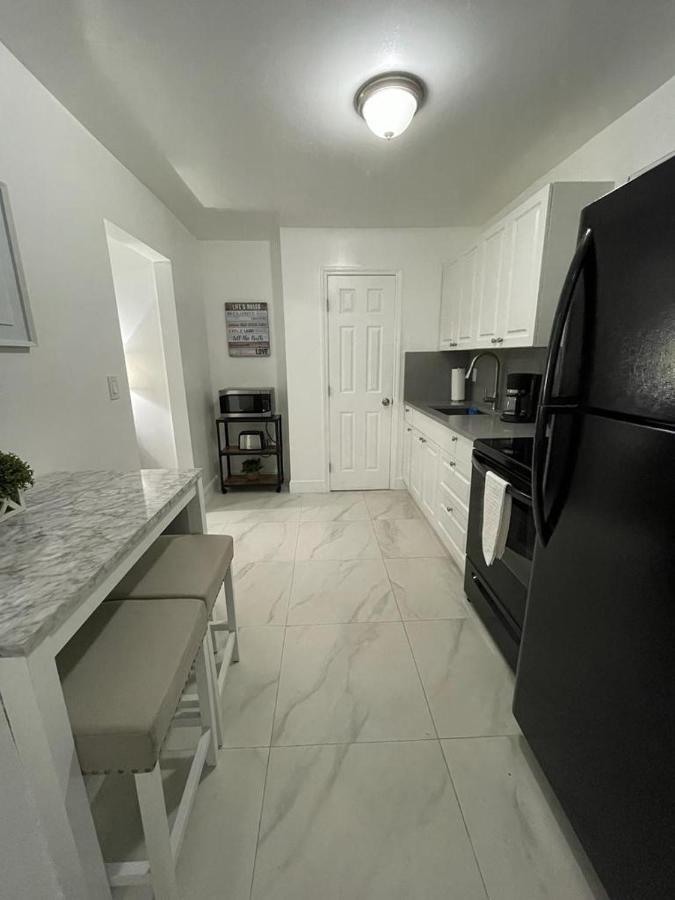 Guest house Near Downtown Miami