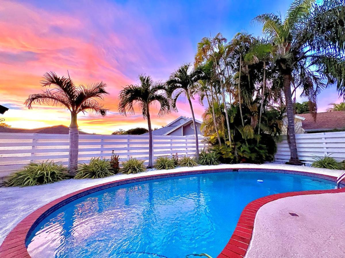 Holiday home Kendall Keys Oasis W/ Pool, Theater & Arcade
