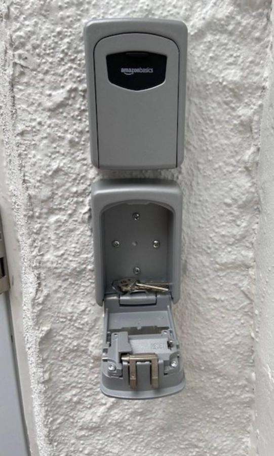 Homestay Private Close To Airport - Free Parking - 02 Miami