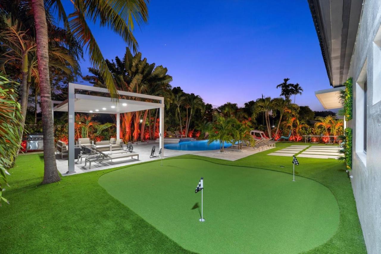 Villalee-jungle Palm Island White Marble Pool Area Holiday home