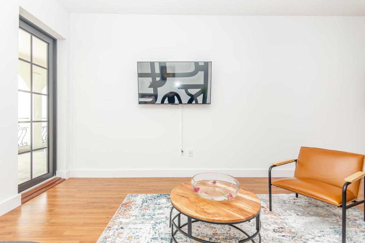 Apartment Downtown 2 Bedrooms - 10 Minutes To Beach - 5 Minutes To Wynwood