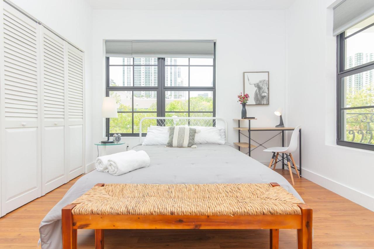 Downtown 2 Bedrooms - 10 Minutes To Beach - 5 Minutes To Wynwood Miami