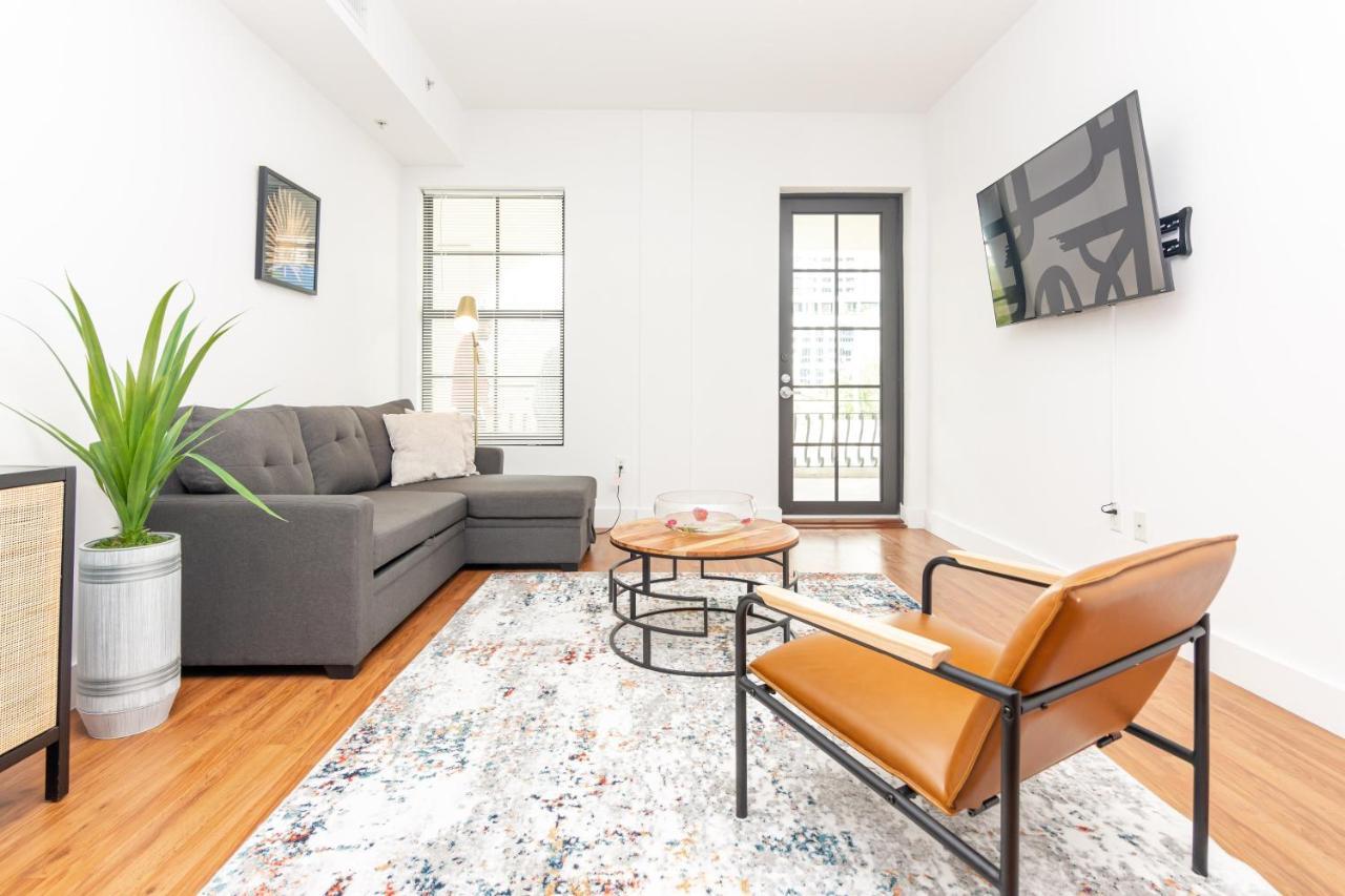 Downtown 2 Bedrooms - 10 Minutes To Beach - 5 Minutes To Wynwood *