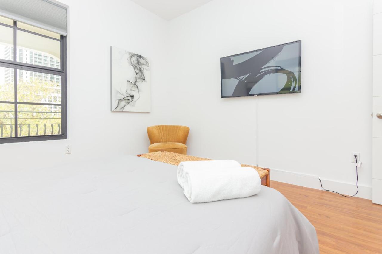 Downtown 2 Bedrooms - 10 Minutes To Beach - 5 Minutes To Wynwood *