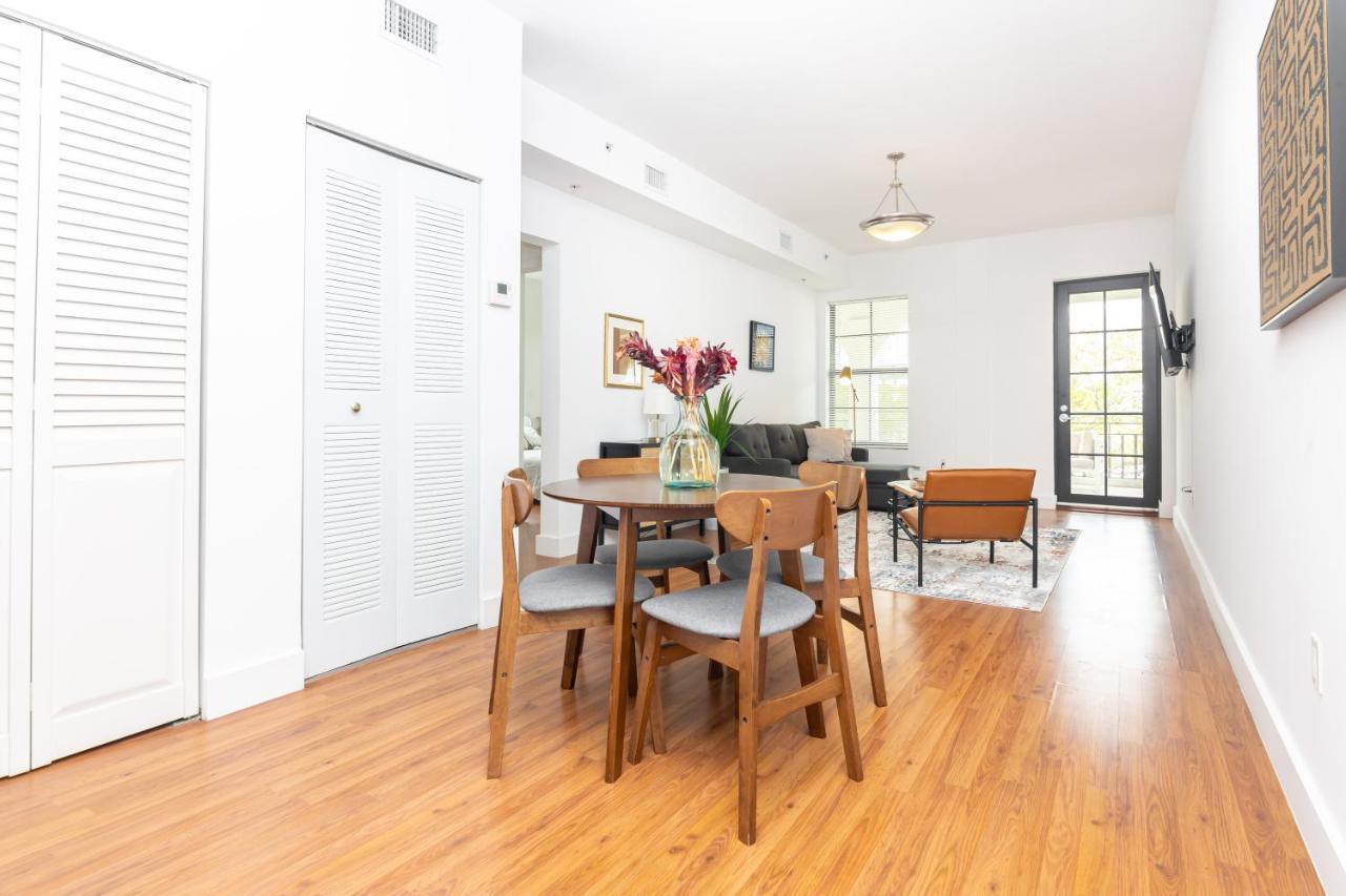 Downtown 2 Bedrooms - 10 Minutes To Beach - 5 Minutes To Wynwood Apartment *