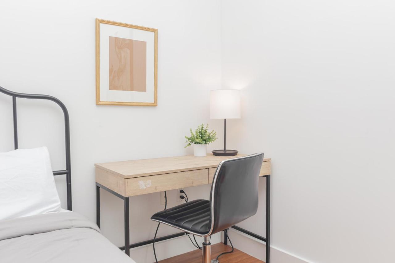 Downtown 2 Bedrooms - 10 Minutes To Beach - 5 Minutes To Wynwood Apartment *