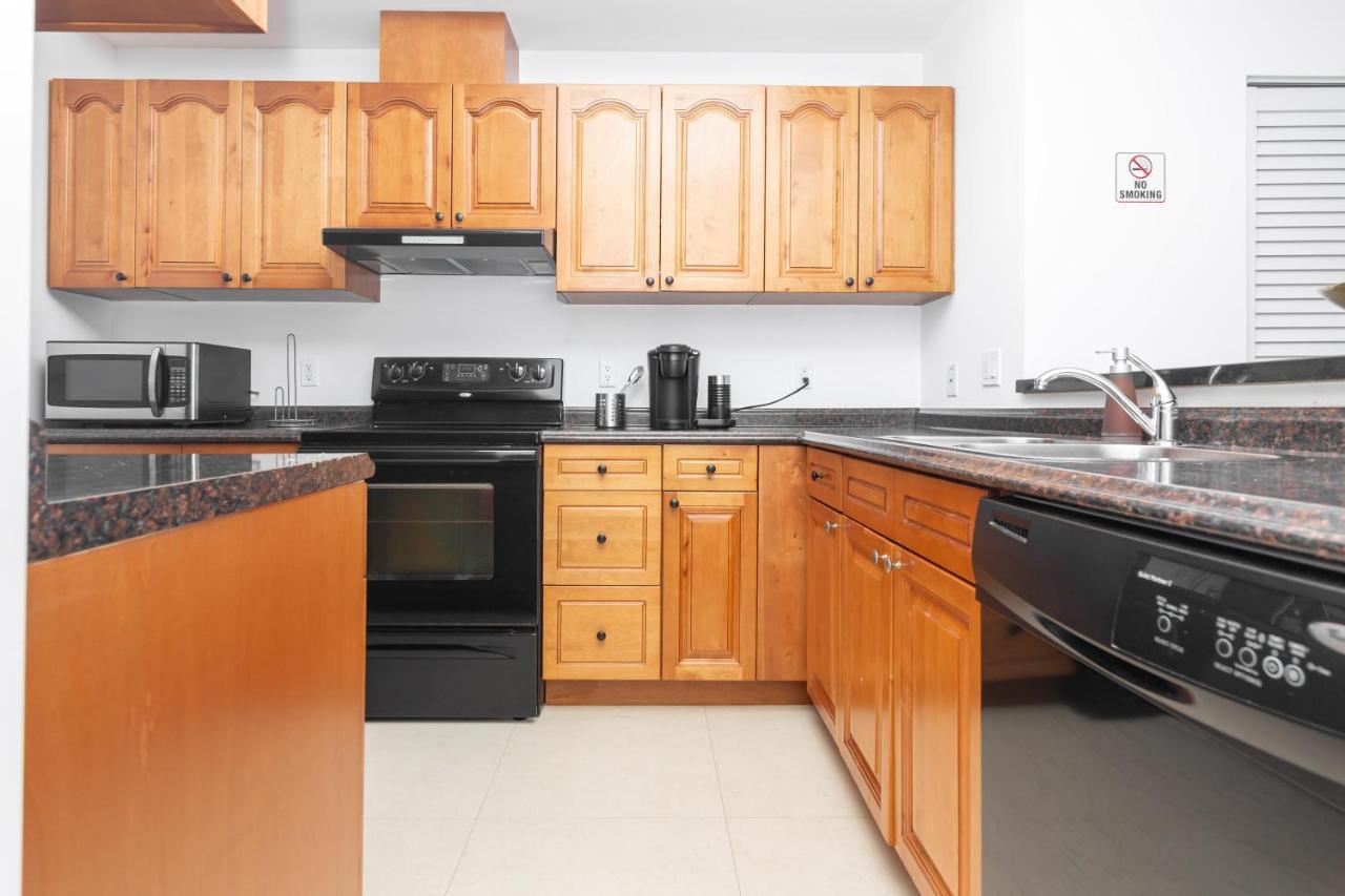 Downtown 2 Bedrooms - 10 Minutes To Beach - 5 Minutes To Wynwood Apartment *