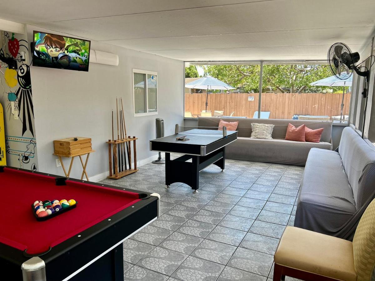 Main House 3 Bed 2 Bath & 1 Bed 1 Bath Holiday home