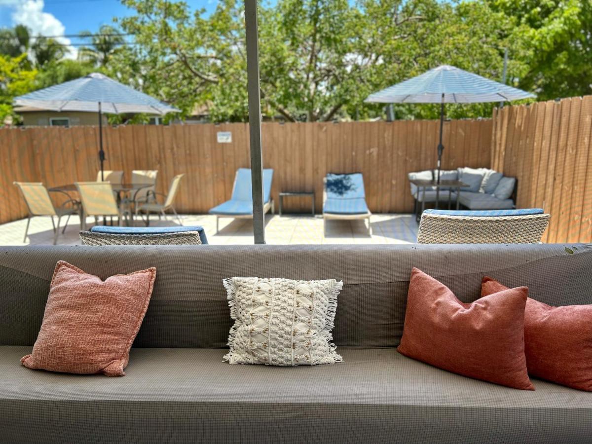 Main House 3 Bed 2 Bath & 1 Bed 1 Bath Holiday home *