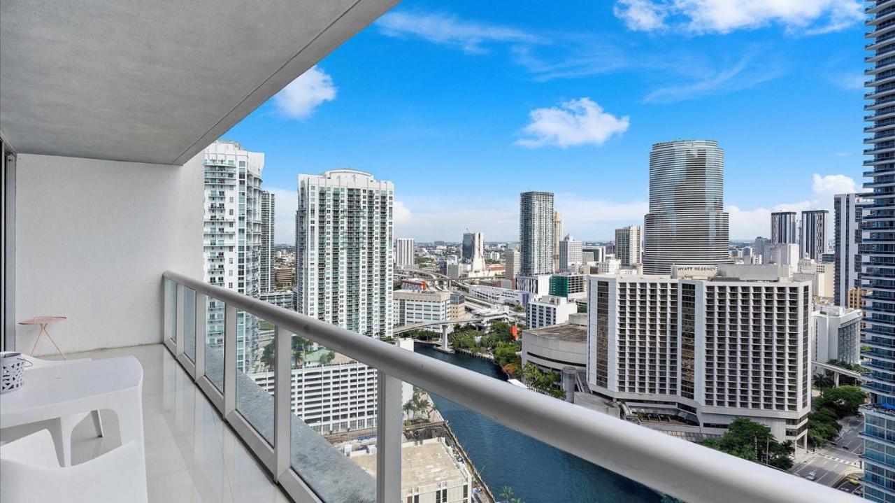 Views At Icon Brickell