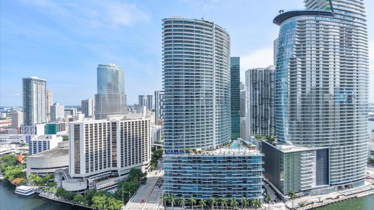 Apartment Views At Icon Brickell