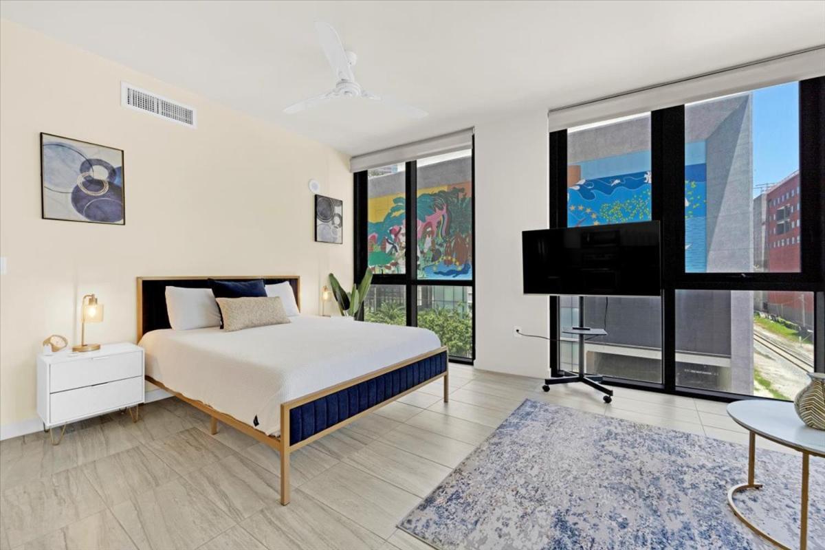 Devereaux Luxury One-bedroom And Apartment *