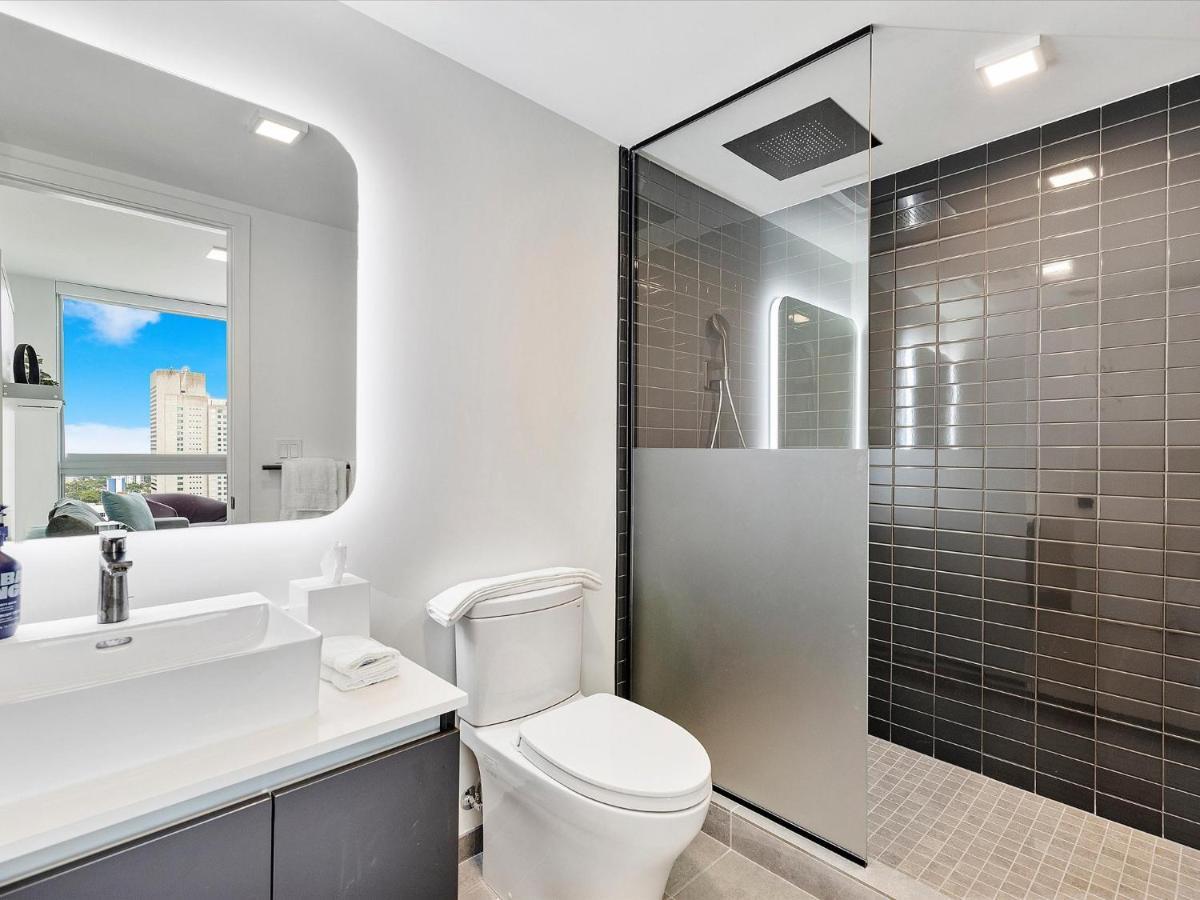 Special Offer - 2br - 1 & Half Bath - Steps To Kaseya Center Apartment