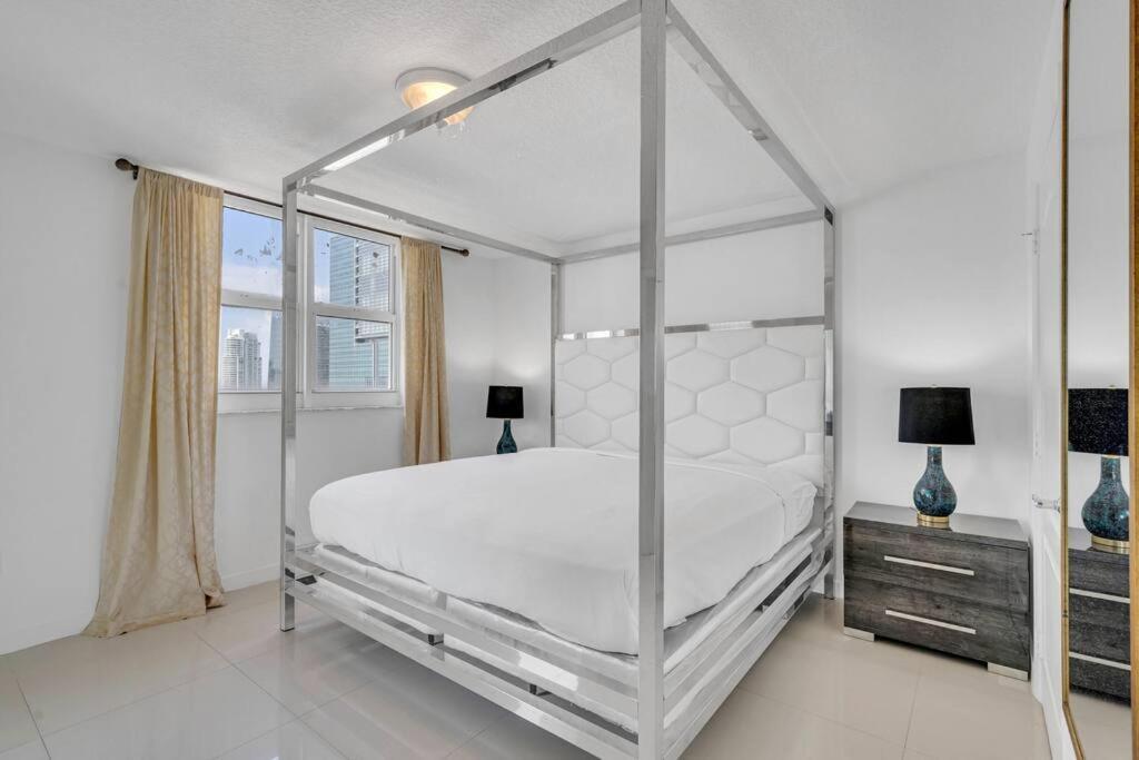Apartment Luxurious Private Unit With Parking Miami