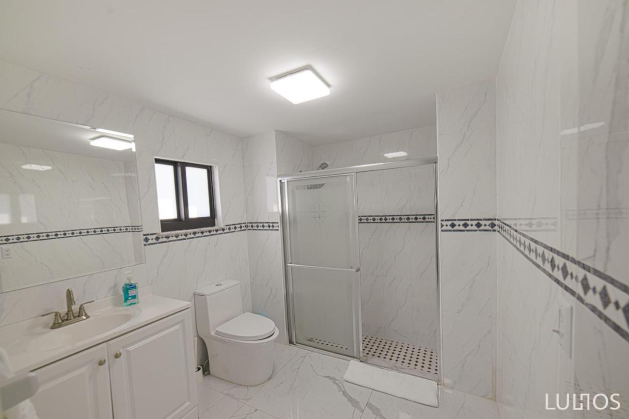 Holiday home Modern 6 Bedroom With Pool And Bbq In L34 *