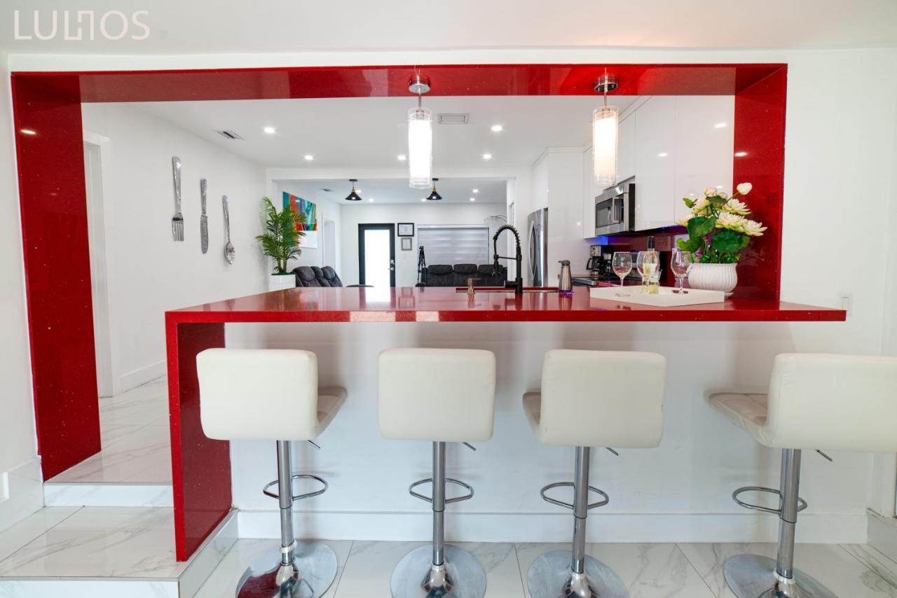 Modern 6 Bedroom With Pool And Bbq In L34 *