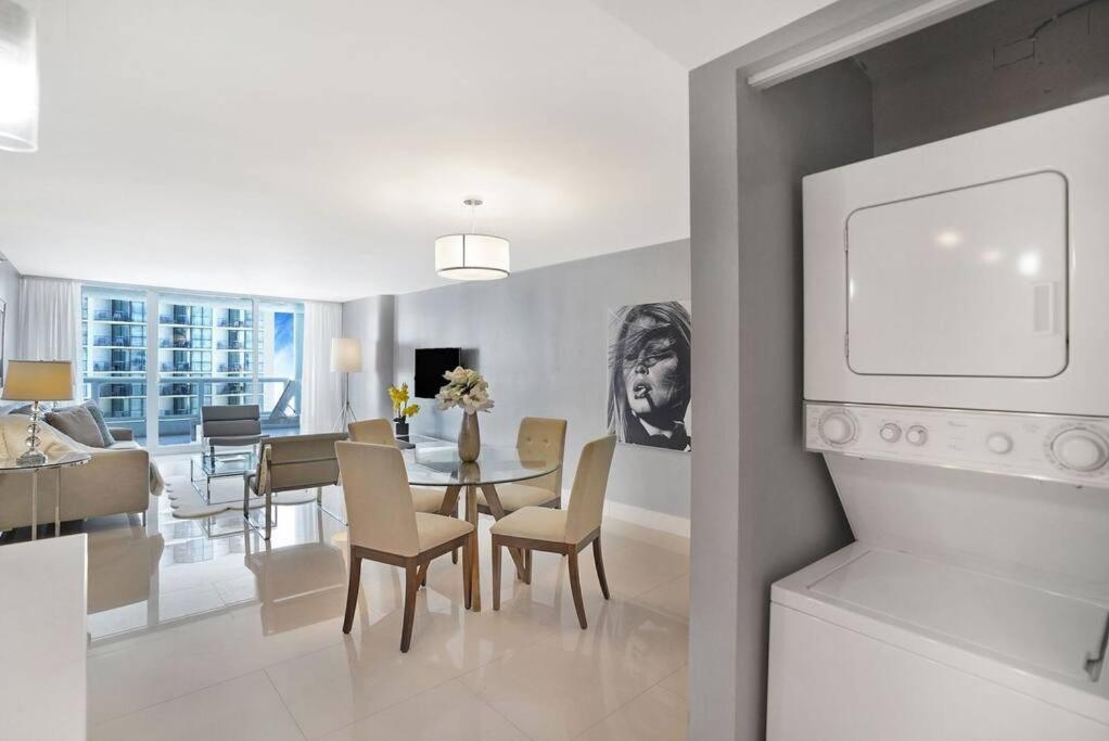 Apartment Seaduced By Skyline And Bay Views! *