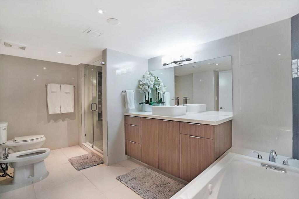 Seaduced By Skyline And Bay Views! Apartment Miami