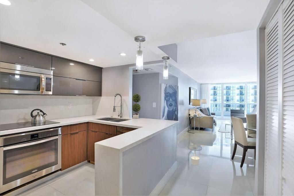 Seaduced By Skyline And Bay Views! * Miami