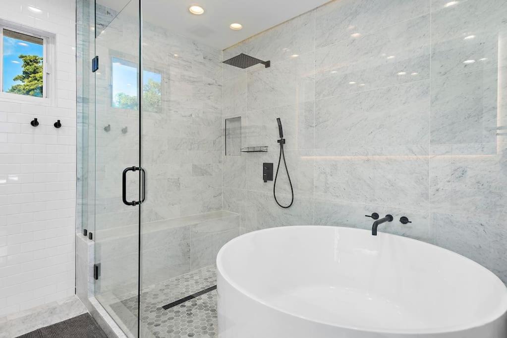 Beautiful With Heated Pool Must Seen! *
