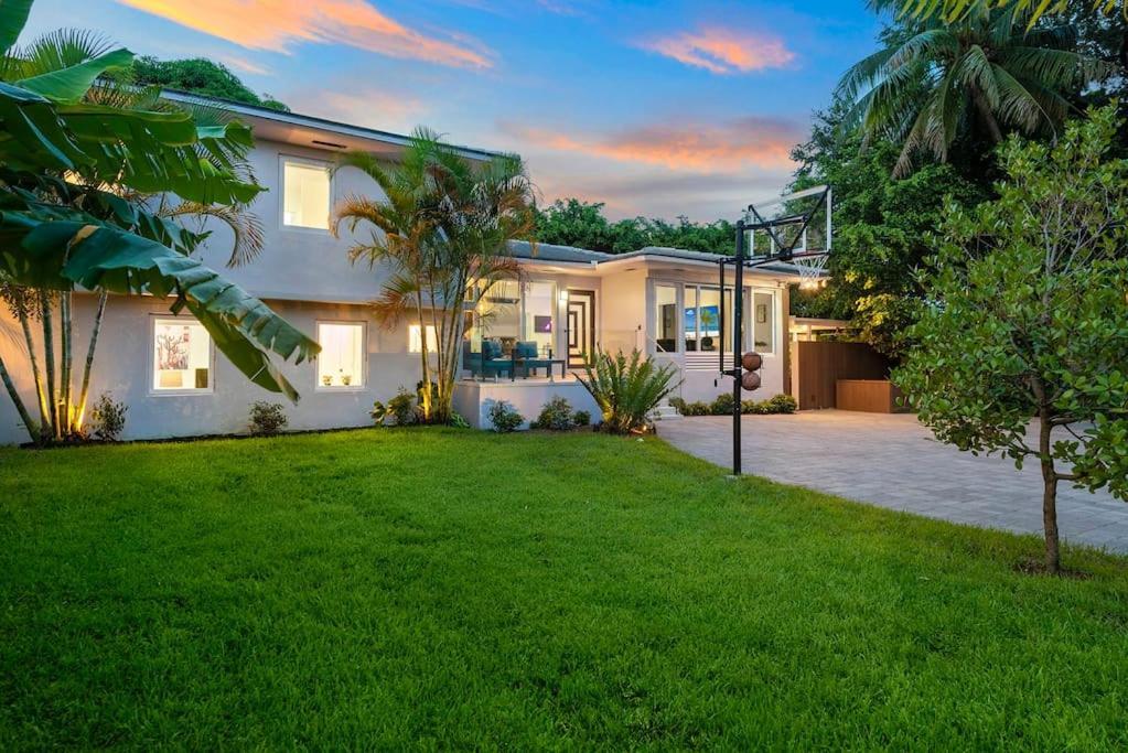 Beautiful With Heated Pool Must Seen!