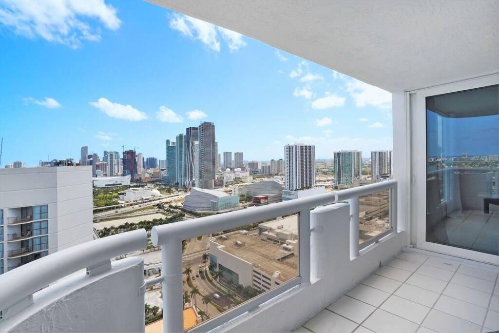 Pisces Dream - Direct Water Views! Apartment