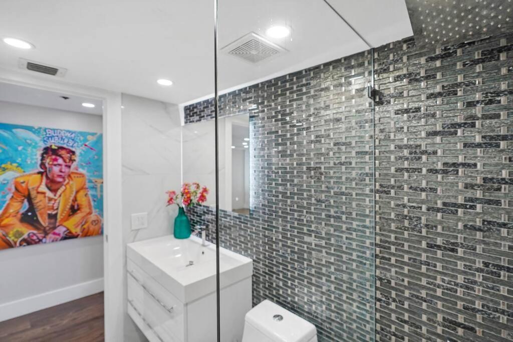 The Bond - Oo7 Vibes And Penthouse Water Views! Apartment *