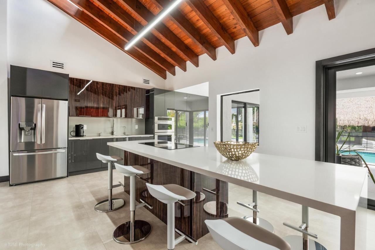 Island Paradise - Pickleball, Football, Pool Bliss L61 Holiday home Miami