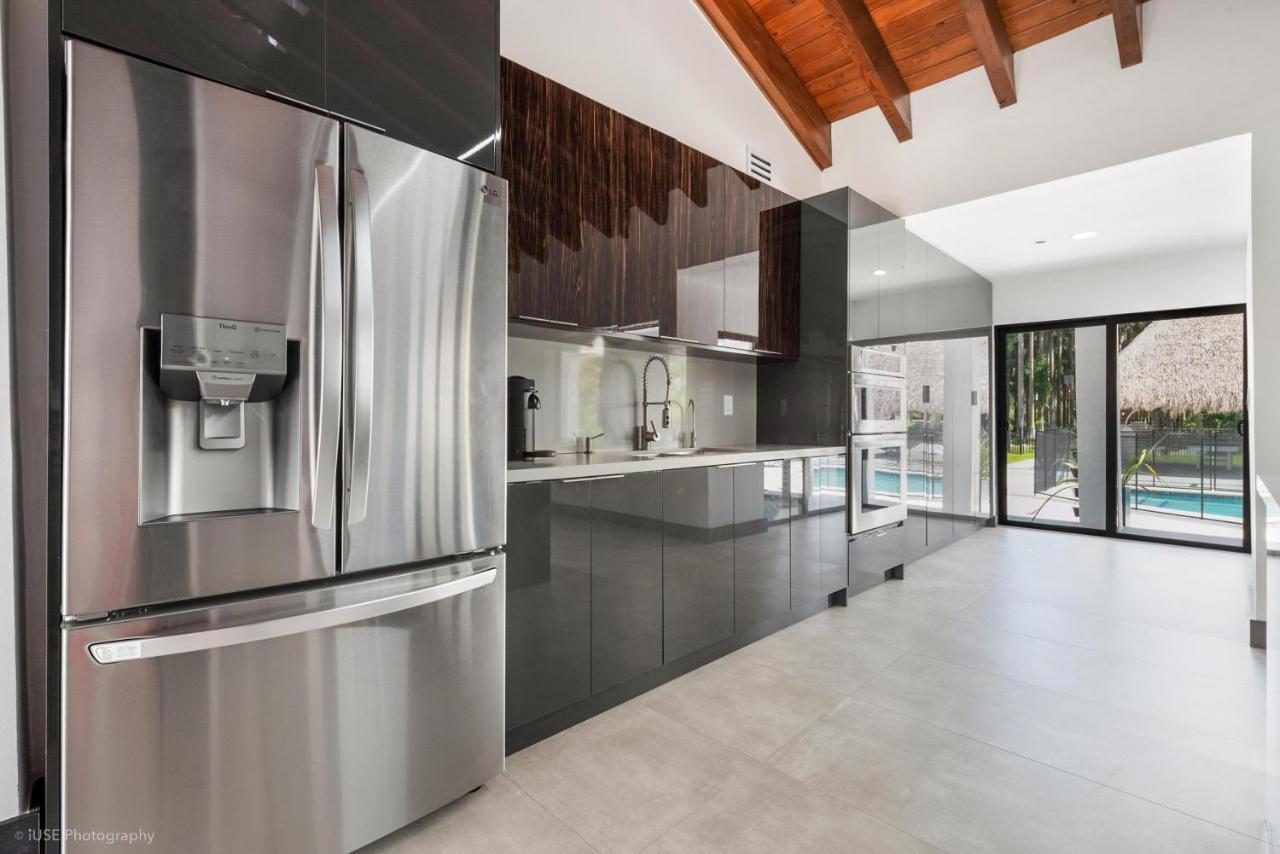 Island Paradise - Pickleball, Football, Pool Bliss L61 Holiday home Miami