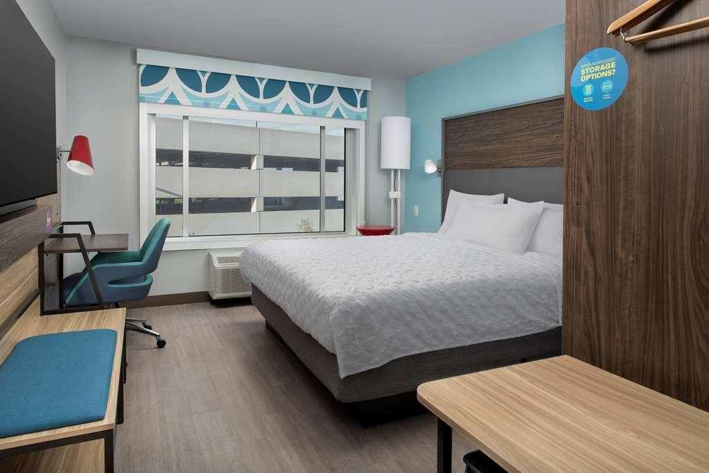 Hotel Tru By Hilton Miami Airport South Blue Lagoon *