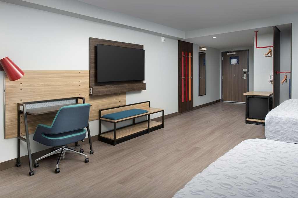 Hotel Tru By Hilton Miami Airport South Blue Lagoon *
