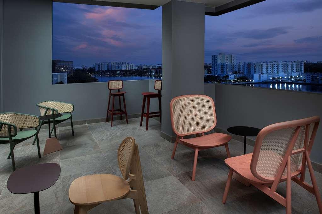 Tru By Hilton Miami Airport South Blue Lagoon