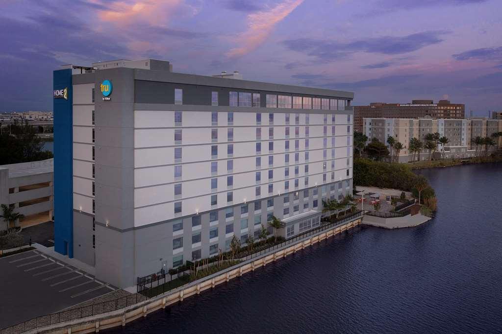 Hotel Tru By Hilton Miami Airport South Blue Lagoon