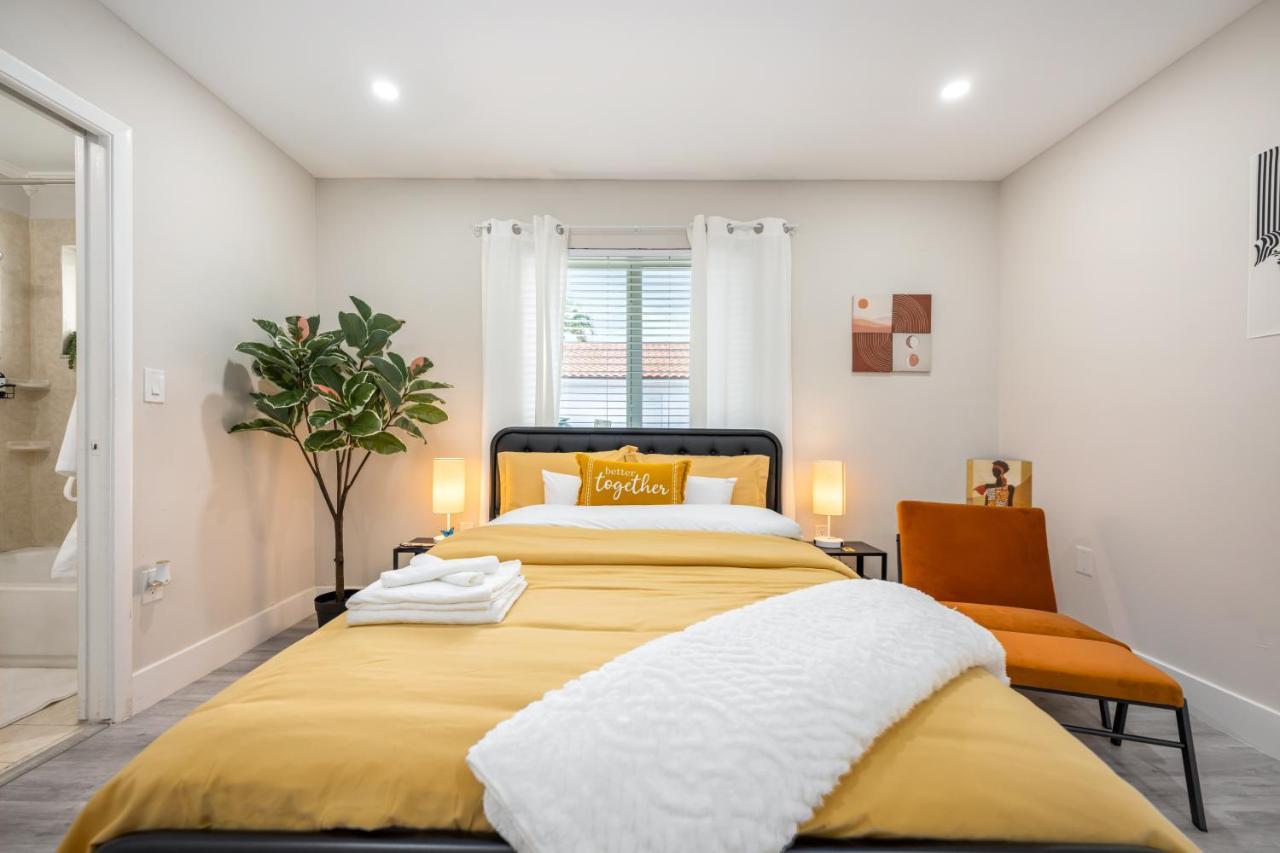Apartment Serene Haven Stylish Retreat Miami