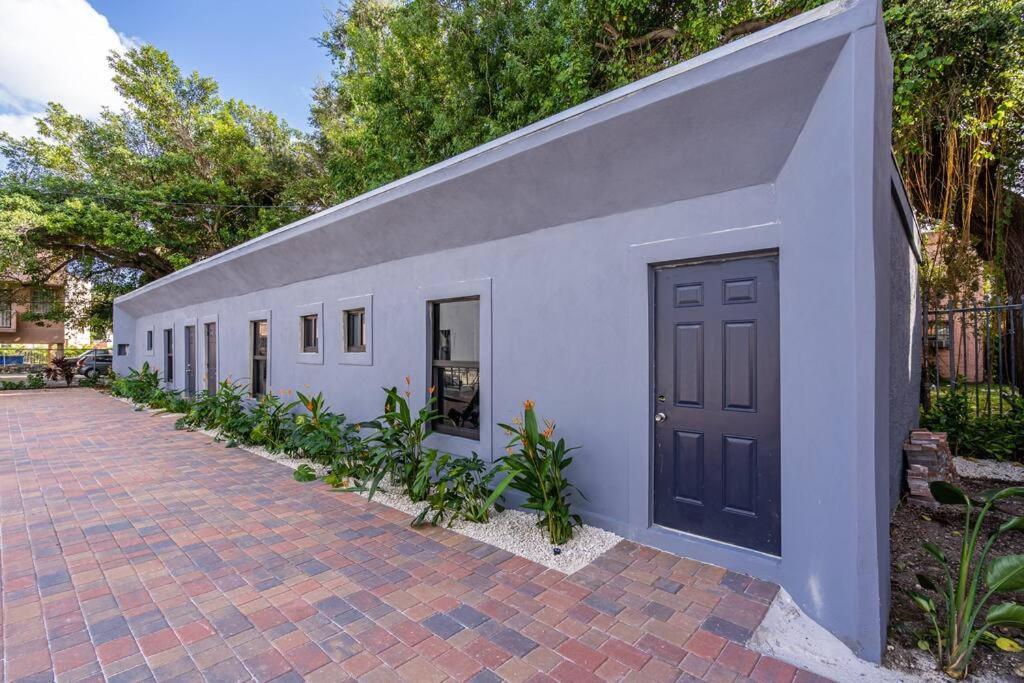 Gorgeous Close To Brickell Wfree Parking Apartment Miami