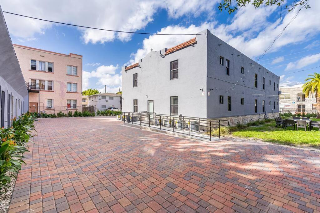 Gorgeous Close To Brickell Wfree Parking