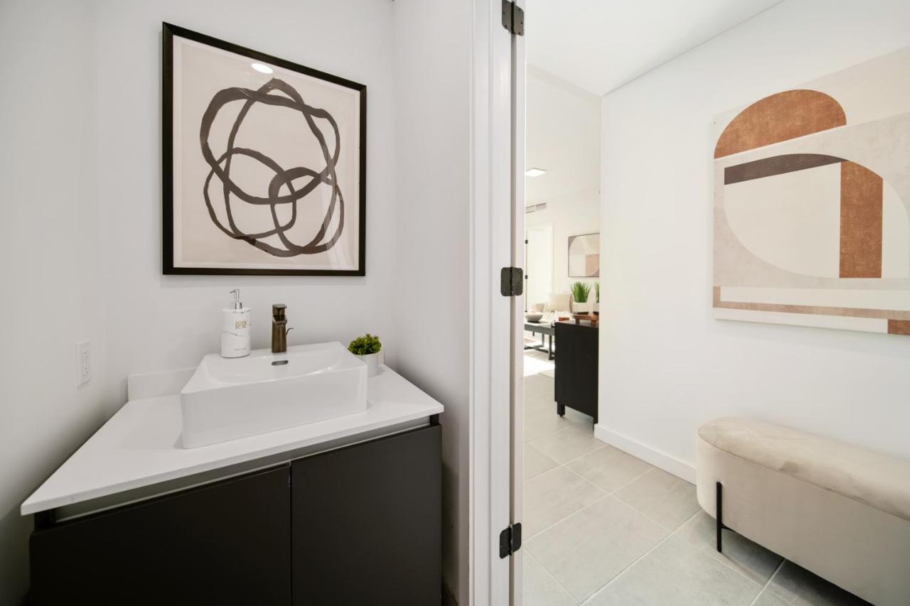 Apartment 227 Condominium By Ionica *