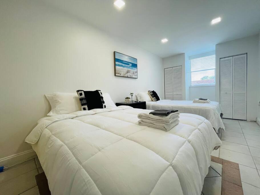Coral Gables With Pool Near Airport. King Beds * Miami
