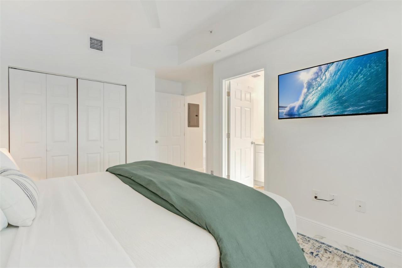 Artease 2 -largest, Stylish, Peloton Bike, Near Wynwood Walls & Restaurants Holiday home