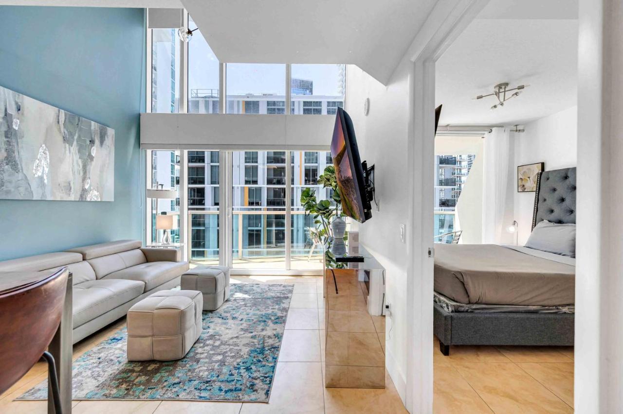 *spacious 2br Loft Brickell W/stunning Views* Apartment Miami