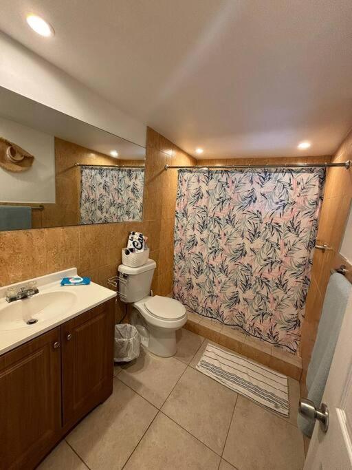 Quiet & Centrally Located House - Private Parking, Laundry And Storage For Luggage Miami