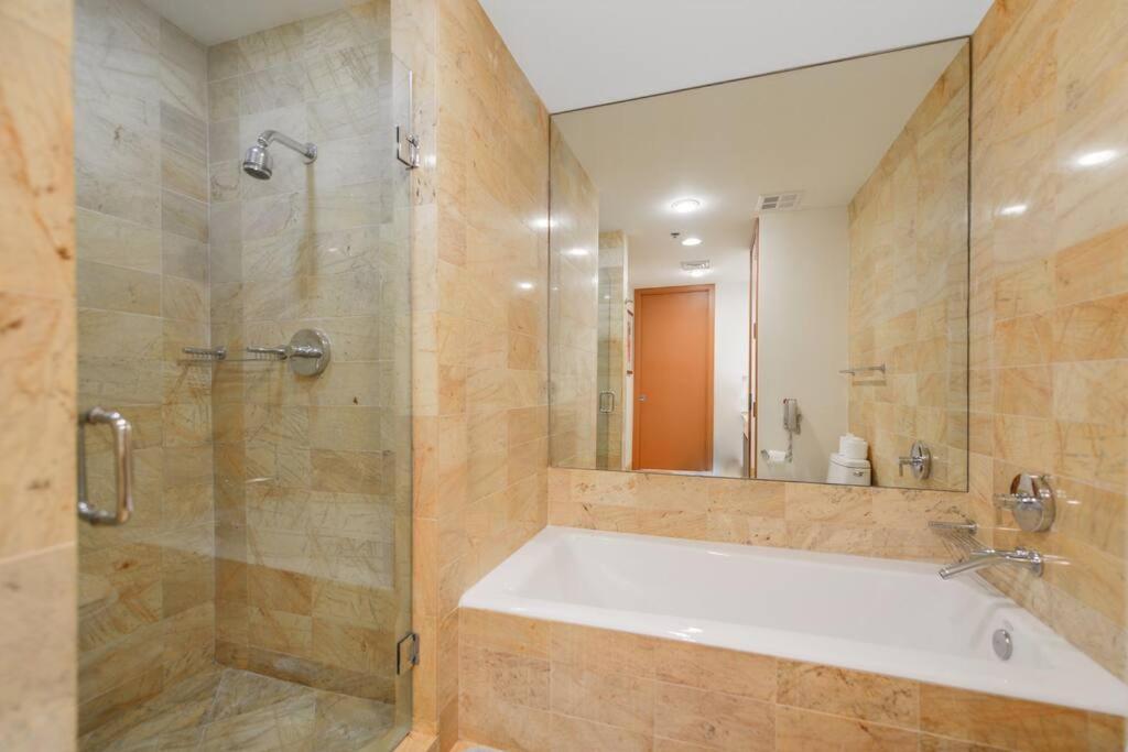 Beautiful 1 Bedroom Brickell