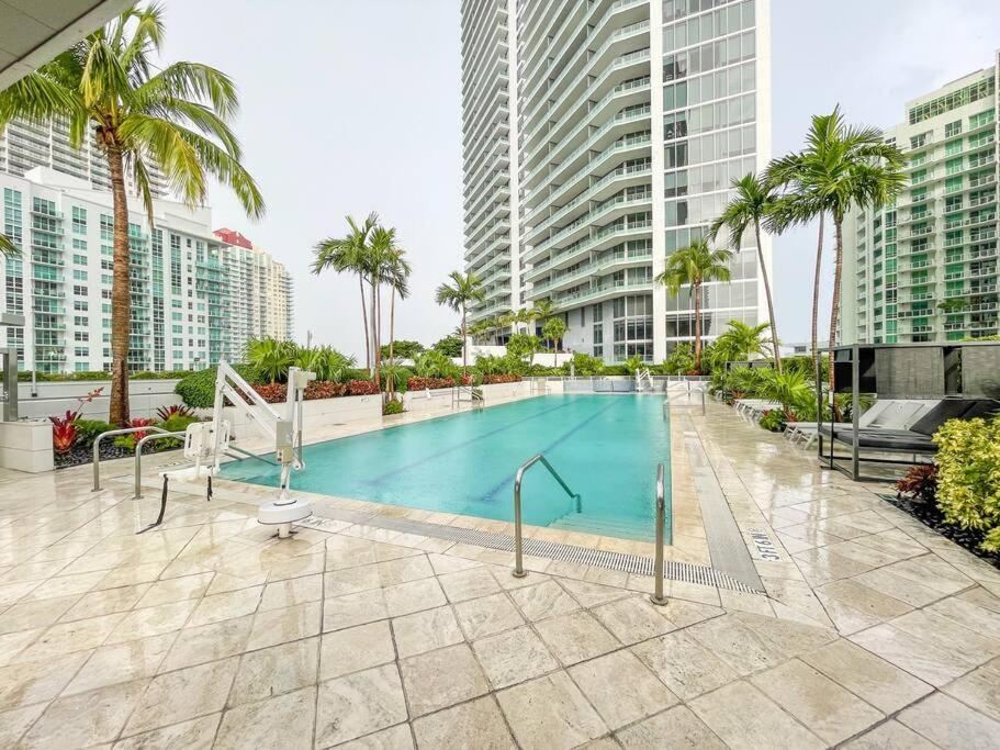 Beautiful 1 Bedroom Brickell
