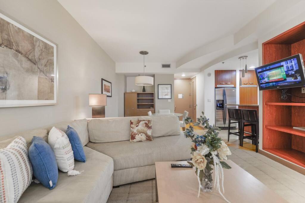 Beautiful 1 Bedroom Brickell Apartment *