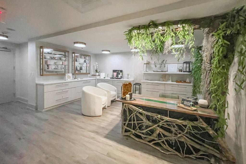 Beautiful 1 Bedroom Brickell Miami